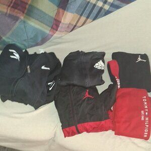 Nike Jordan Tommy Hilfiger Adidas Mixed Clothing Lot Black Red Unisex 10-12 (M)